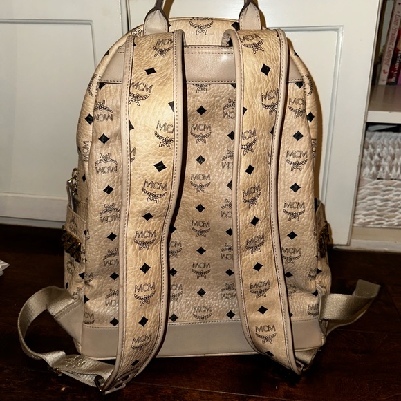 MCM backpack - Picture 10 of 16